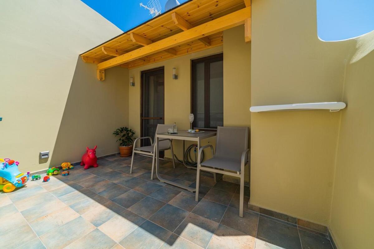 Anatoli Residence 레팀노 외부 사진